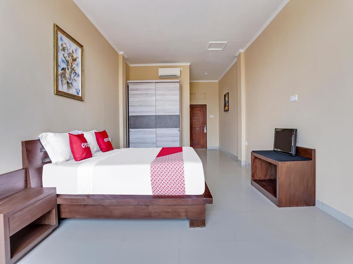 Oyo Flagship 90966 Moreno Homestay Legian  Exterior photo